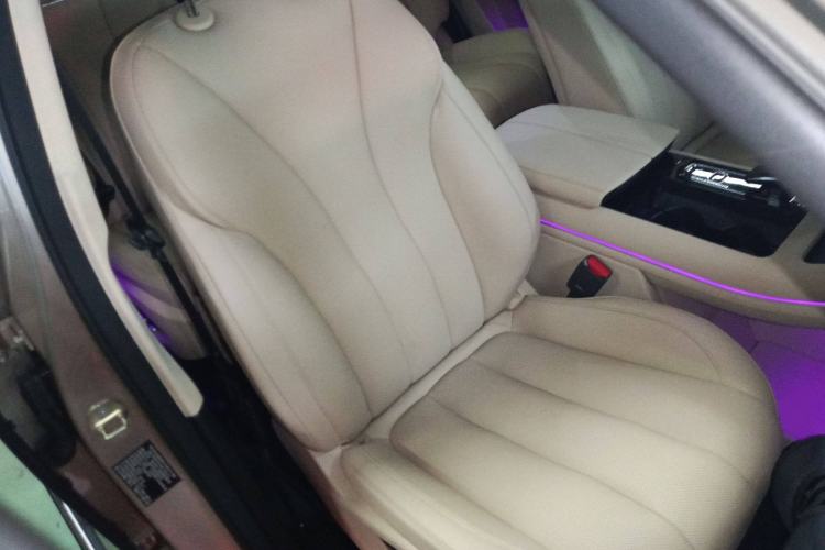 Used Hima AITO M7 2022 1.5T Rear-Drive Comfort Edition Right Front Seat