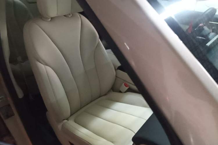 Used Hima AITO M7 2022 1.5T Four-Wheel Drive Luxury Edition Right Front Seat
