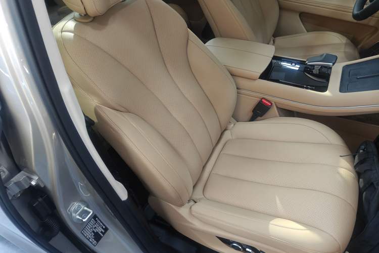 Used Hima AITO M7 2022 1.5T Rear-Drive Comfort Edition Right Front Seat