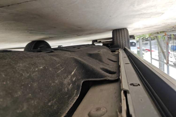 Used Hima AITO M7 2022 1.5T Rear-Drive Comfort Edition Right Side Sill