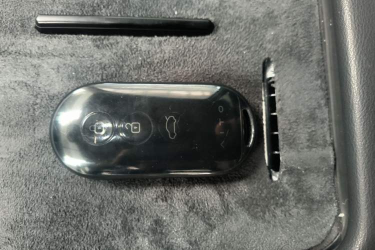 Used Hima AITO M7 2022 1.5T Four-Wheel Drive Luxury Edition Vehicle Key
