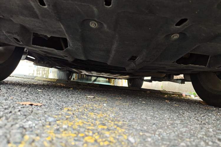 Used Hima AITO M7 2022 1.5T Rear-Drive Comfort Edition Chassis Front