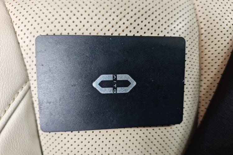 Used Hima AITO M7 2022 1.5T Rear-Drive Comfort Edition Vehicle Key