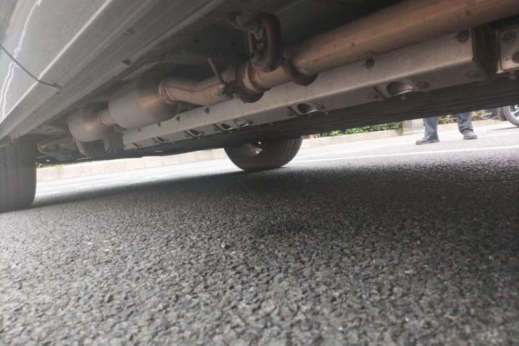 Used Hima AITO M7 2022 1.5T Four-Wheel Drive Luxury Edition Chassis Front Left