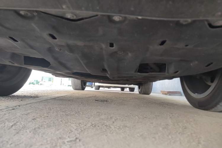 Used Hima AITO M7 2022 1.5T Rear-Drive Comfort Edition Chassis Front