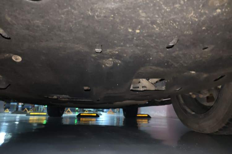 Used Hima AITO M7 2022 1.5T Four-Wheel Drive Luxury Edition Chassis Front