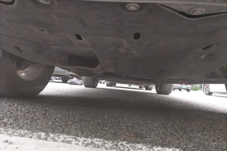 Used Hima AITO M7 2022 1.5T Four-Wheel Drive Luxury Edition Chassis Rear