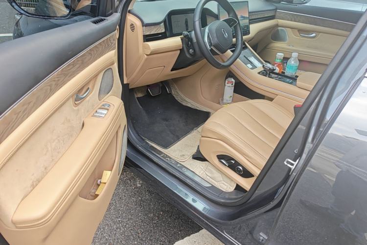 Used Hima AITO M7 2022 1.5T Four-Wheel Drive Flagship Edition Driver Seat