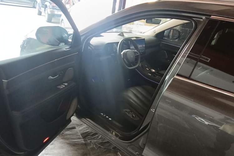 Used Hima AITO M7 2022 1.5T Four-Wheel Drive Luxury Edition Driver Seat