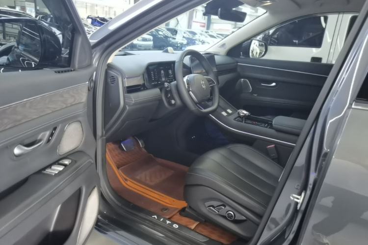 Used Hima AITO M7 2022 1.5T Four-Wheel Drive Luxury Edition Driver Seat