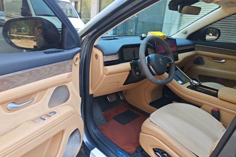 Used Hima AITO M7 2022 1.5T Four-Wheel Drive Luxury Edition Driver Seat