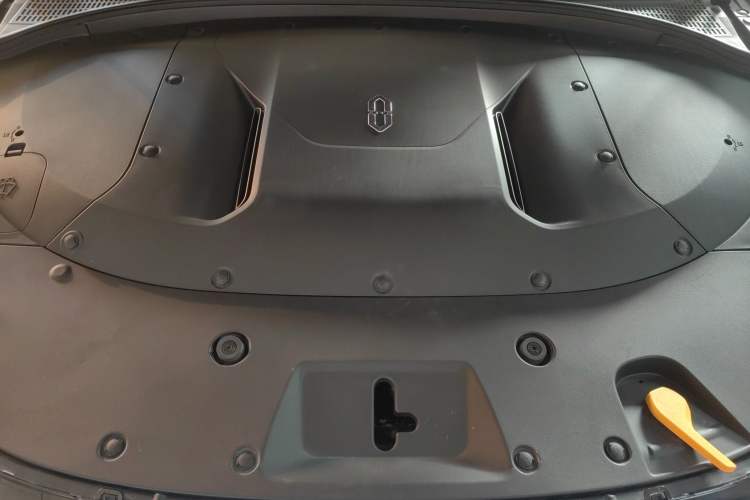 Used Hima AITO M7 2022 1.5T Four-Wheel Drive Luxury Edition Engine Bay