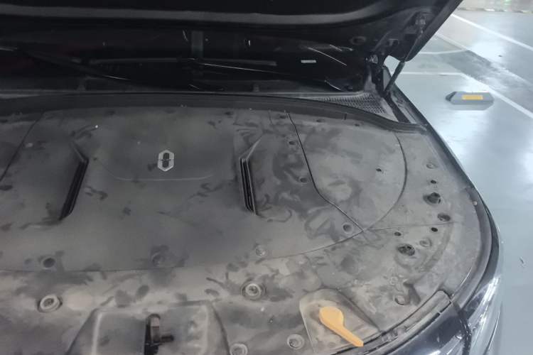 Used Hima AITO M7 2022 1.5T Four-Wheel Drive Flagship Edition Engine Bay Left