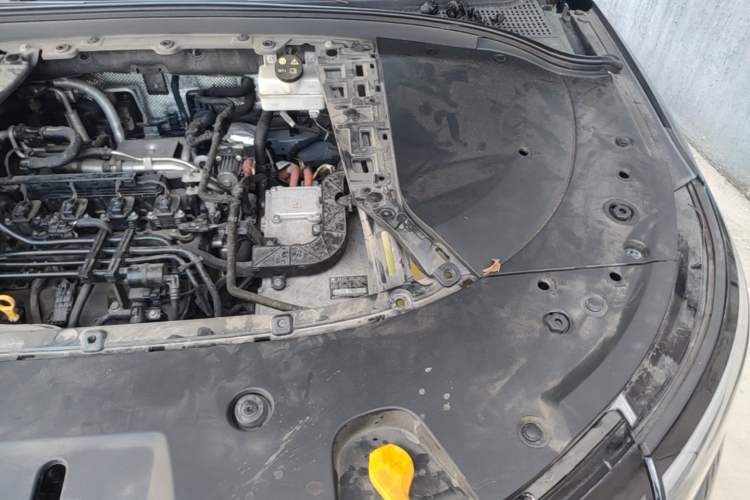 Used Hima AITO M7 2022 1.5T Rear-Drive Comfort Edition Engine Bay Left