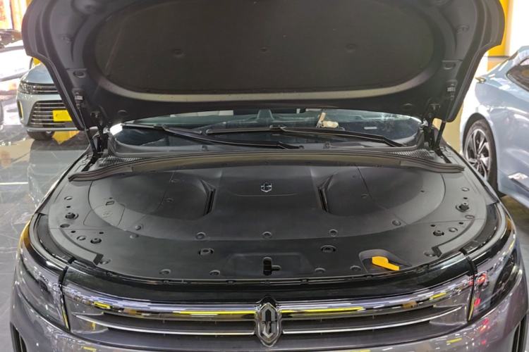 Used Hima AITO M7 2022 1.5T Four-Wheel Drive Luxury Edition Engine Bay