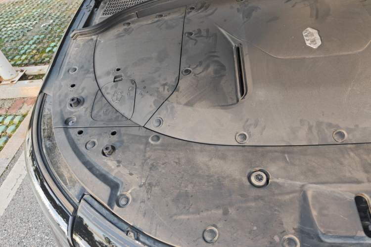 Used Hima AITO M7 2022 1.5T Rear-Drive Comfort Edition Engine Bay Right