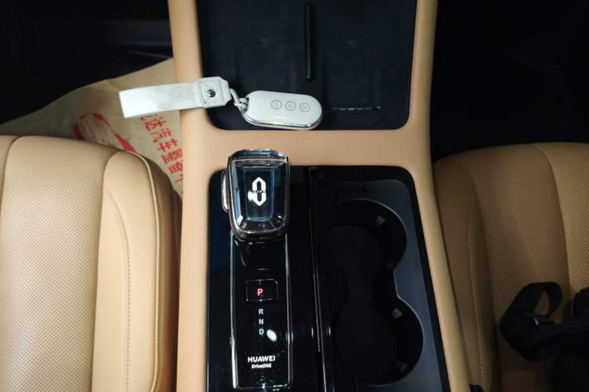 Used Hima AITO M7 2022 1.5T Rear-Drive Comfort Edition Gear Lever