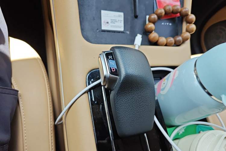 Used Hima AITO M7 2022 1.5T Rear-Drive Comfort Edition Gear Lever