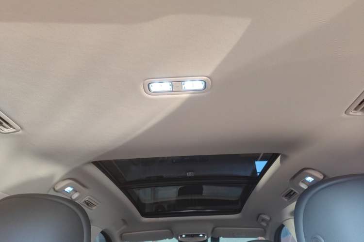 Used Hima AITO M7 2022 1.5T Four-Wheel Drive Luxury Edition Headliner