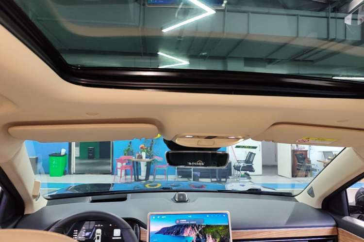Used Hima AITO M7 2022 1.5T Rear-Drive Comfort Edition Headliner