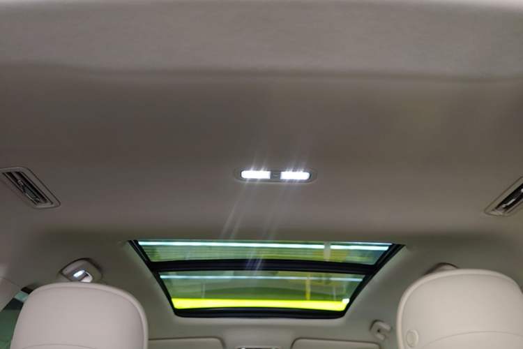 Used Hima AITO M7 2022 1.5T Four-Wheel Drive Luxury Edition Headliner