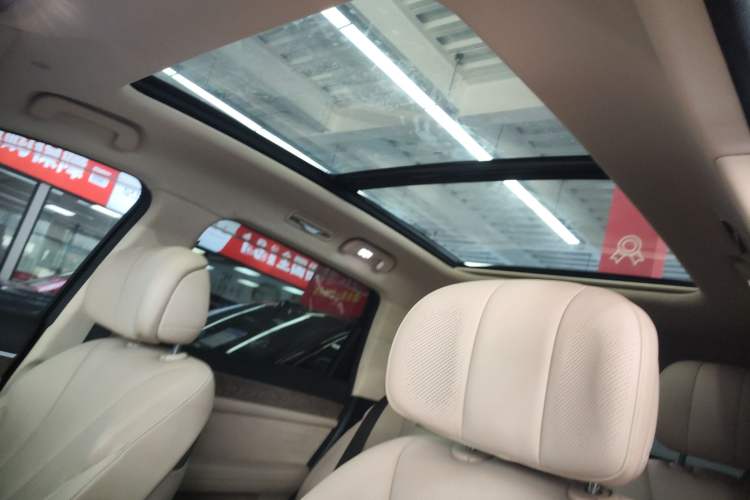 Used Hima AITO M7 2022 1.5T Rear-Drive Comfort Edition Headliner