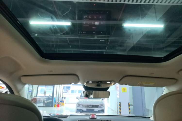 Used Hima AITO M7 2022 1.5T Rear-Drive Comfort Edition Headliner