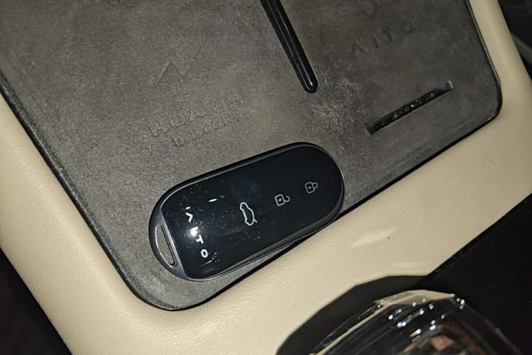 Used Hima AITO M7 2022 1.5T Rear-Drive Comfort Edition Interior 1