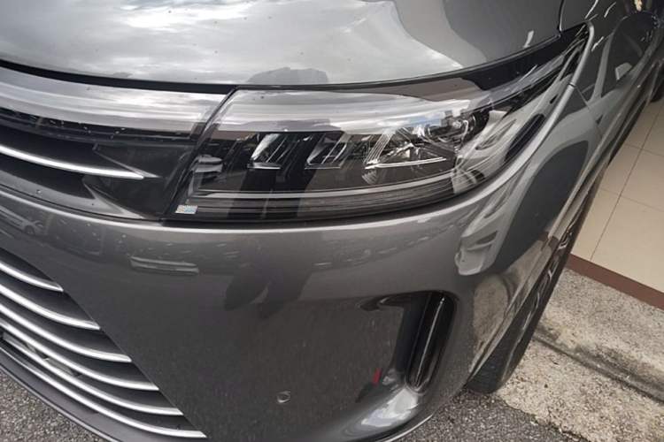 Used Hima AITO M7 2022 1.5T Four-Wheel Drive Luxury Edition Left Front Headlight
