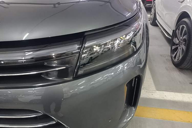 Used Hima AITO M7 2022 1.5T Four-Wheel Drive Luxury Edition Left Front Headlight
