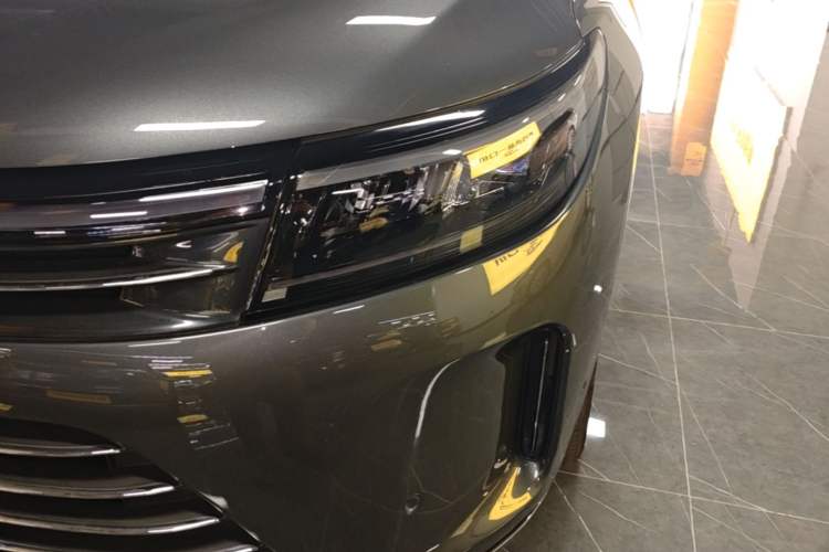 Used Hima AITO M7 2022 1.5T Four-Wheel Drive Luxury Edition Left Front Headlight