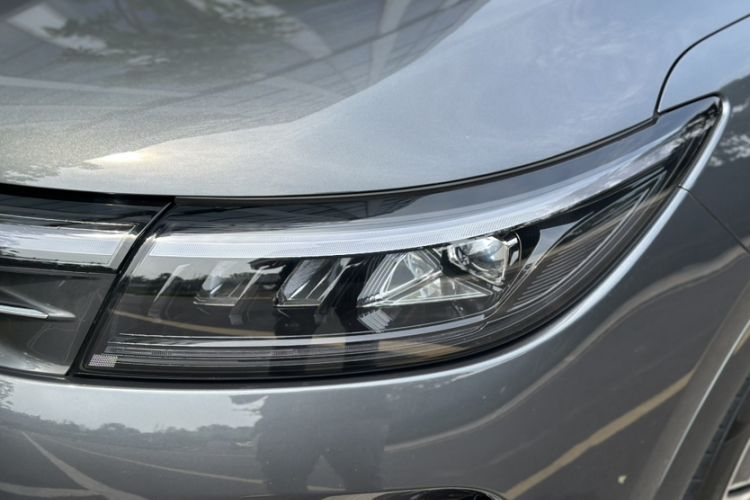 Used Hima AITO M7 2022 1.5T Four-Wheel Drive Flagship Edition Left Front Headlight