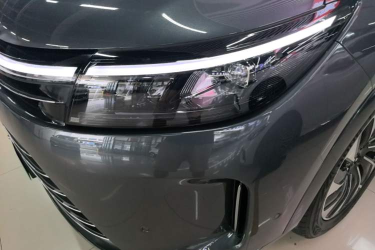 Used Hima AITO M7 2022 1.5T Rear-Drive Comfort Edition Left Front Headlight