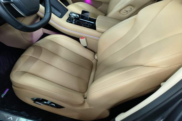 Used Hima AITO M7 2022 1.5T Four-Wheel Drive Luxury Edition Left Front Seat