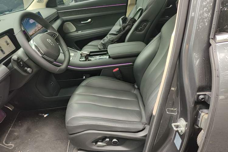 Used Hima AITO M7 2022 1.5T Four-Wheel Drive Luxury Edition Left Front Seat