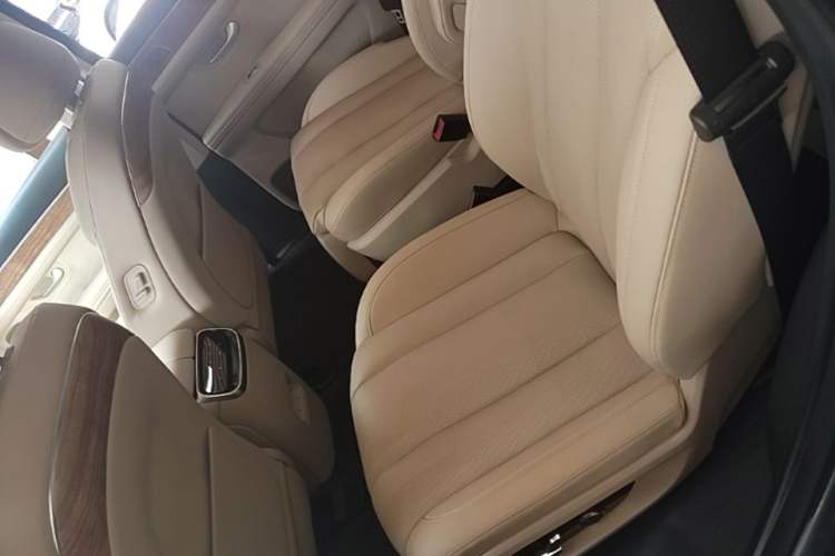 Used Hima AITO M7 2022 1.5T Four-Wheel Drive Luxury Edition Left Rear Seat