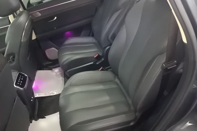 Used Hima AITO M7 2022 1.5T Four-Wheel Drive Luxury Edition Left Rear Seat