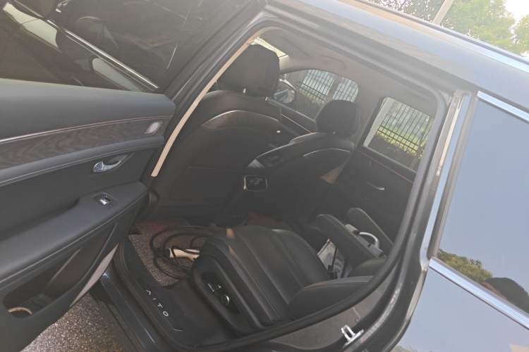 Used Hima AITO M7 2022 1.5T Rear-Drive Comfort Edition Left Rear Seat
