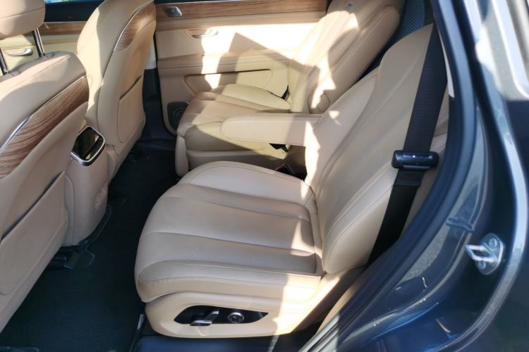 Used Hima AITO M7 2022 1.5T Four-Wheel Drive Luxury Edition Left Rear Seat