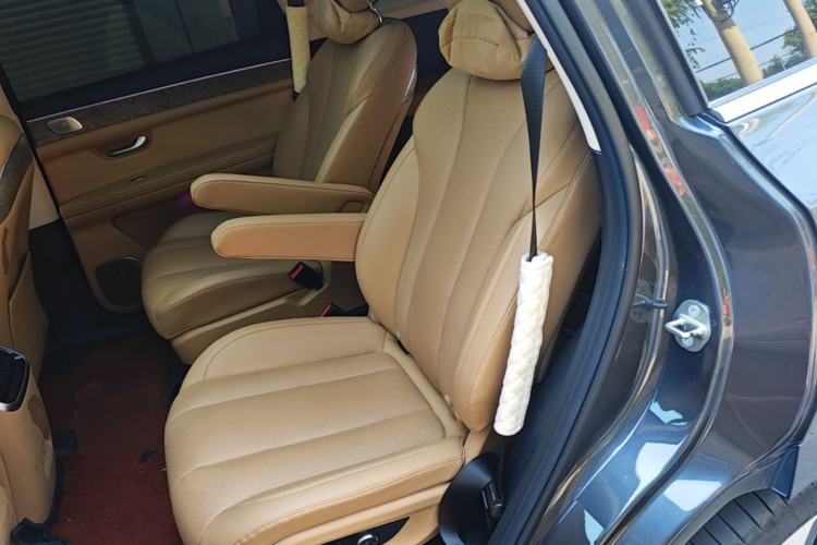 Used Hima AITO M7 2022 1.5T Four-Wheel Drive Luxury Edition Left Rear Seat