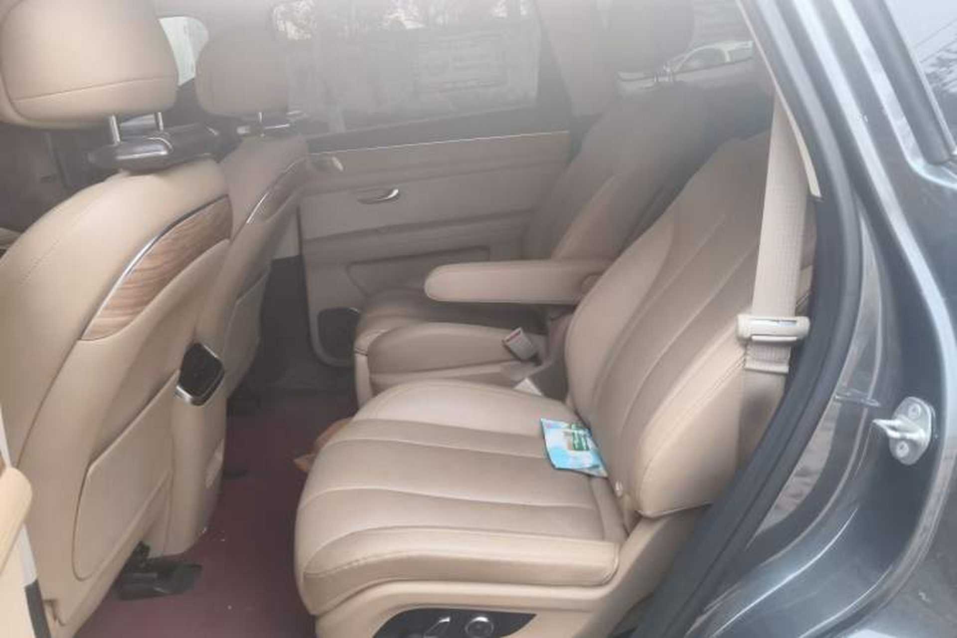 Used Hima AITO M7 2022 1.5T Four-Wheel Drive Luxury Edition Left Rear Seat