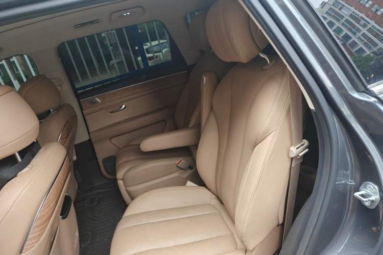Used Hima AITO M7 2022 1.5T Four-Wheel Drive Luxury Edition Left Rear Seat