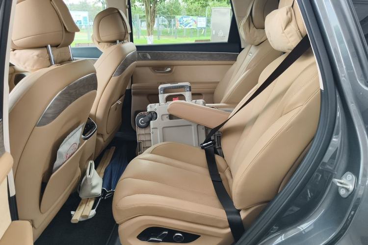 Used Hima AITO M7 2022 1.5T Four-Wheel Drive Luxury Edition Left Rear Seat