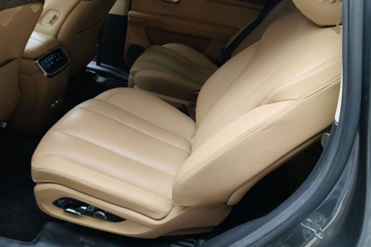 Used Hima AITO M7 2022 1.5T Rear-Drive Comfort Edition Left Rear Seat