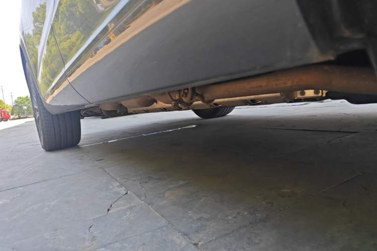 Used Hima AITO M7 2022 1.5T Four-Wheel Drive Luxury Edition Left Side Sill