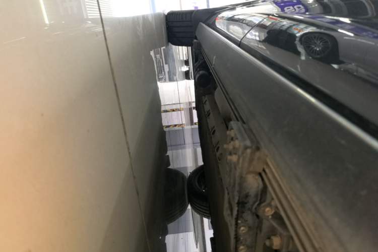 Used Hima AITO M7 2022 1.5T Rear-Drive Comfort Edition Left Side Sill