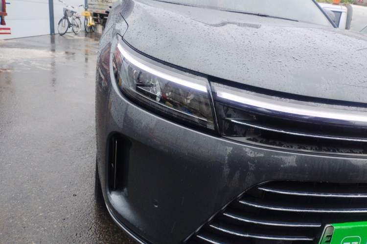Used Hima AITO M7 2022 1.5T Rear-Drive Comfort Edition Right Front Headlight
