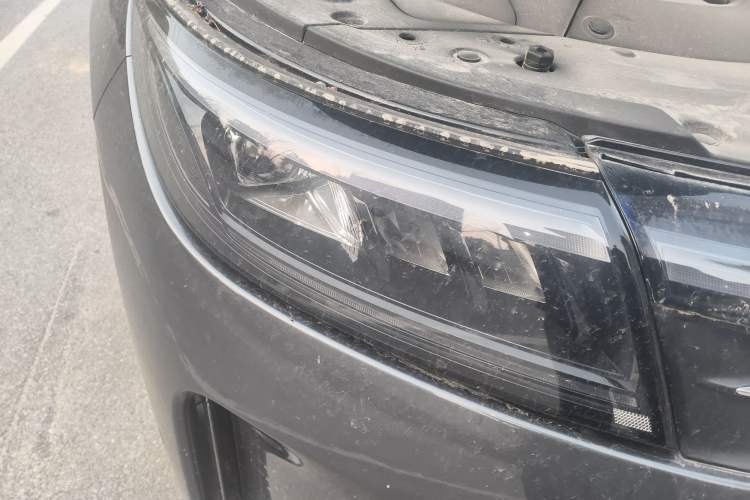 Used Hima AITO M7 2022 1.5T Four-Wheel Drive Luxury Edition Right Front Headlight