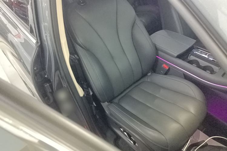 Used Hima AITO M7 2022 1.5T Four-Wheel Drive Luxury Edition Right Front Seat