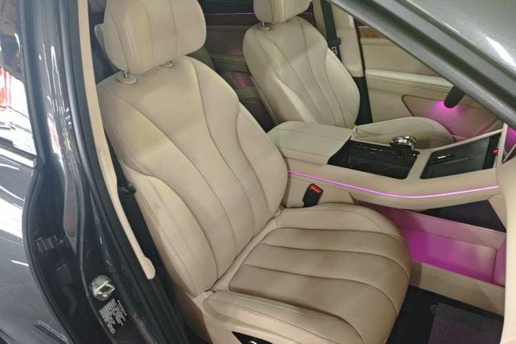Used Hima AITO M7 2022 1.5T Four-Wheel Drive Luxury Edition Right Front Seat